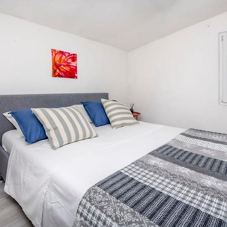 Apartments Ercegovic 로고즈니차 외부 사진