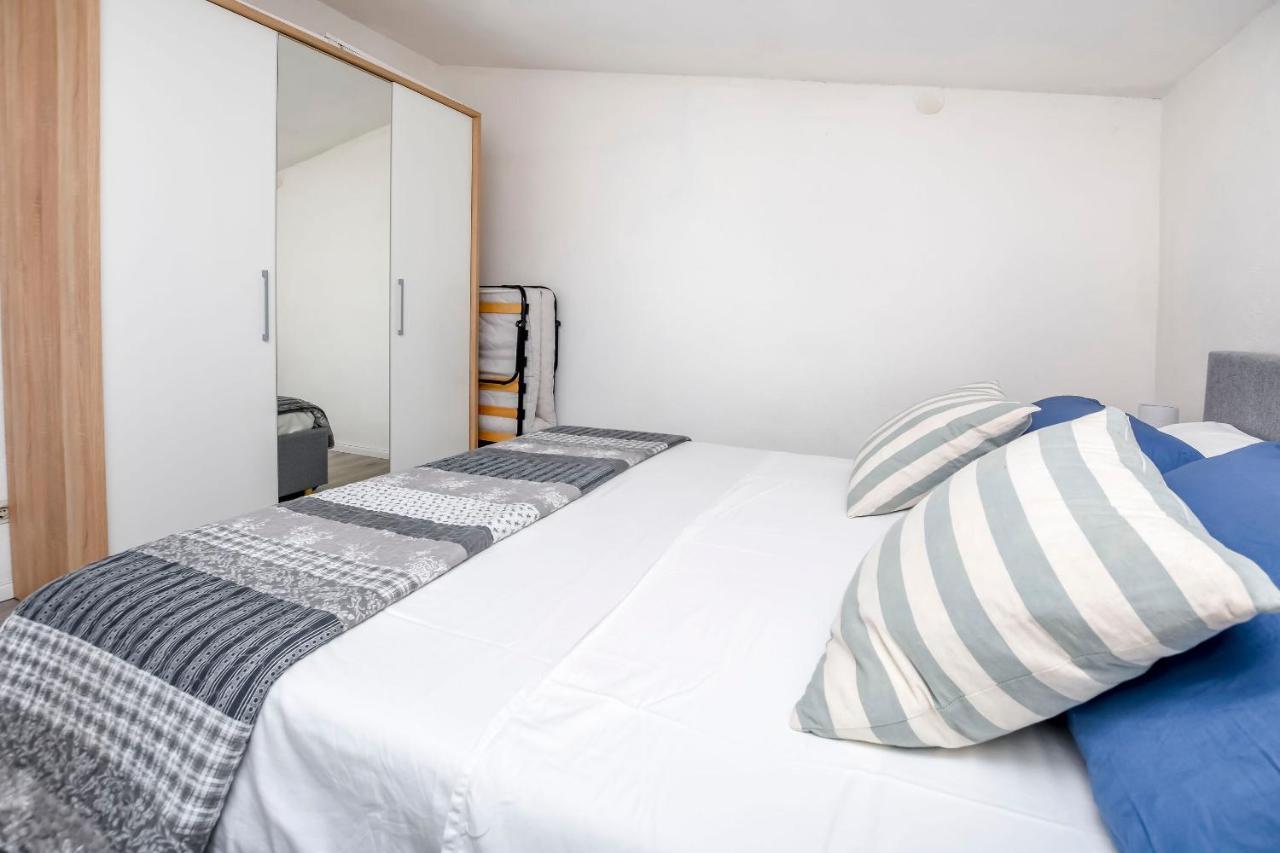 Apartments Ercegovic 로고즈니차 외부 사진